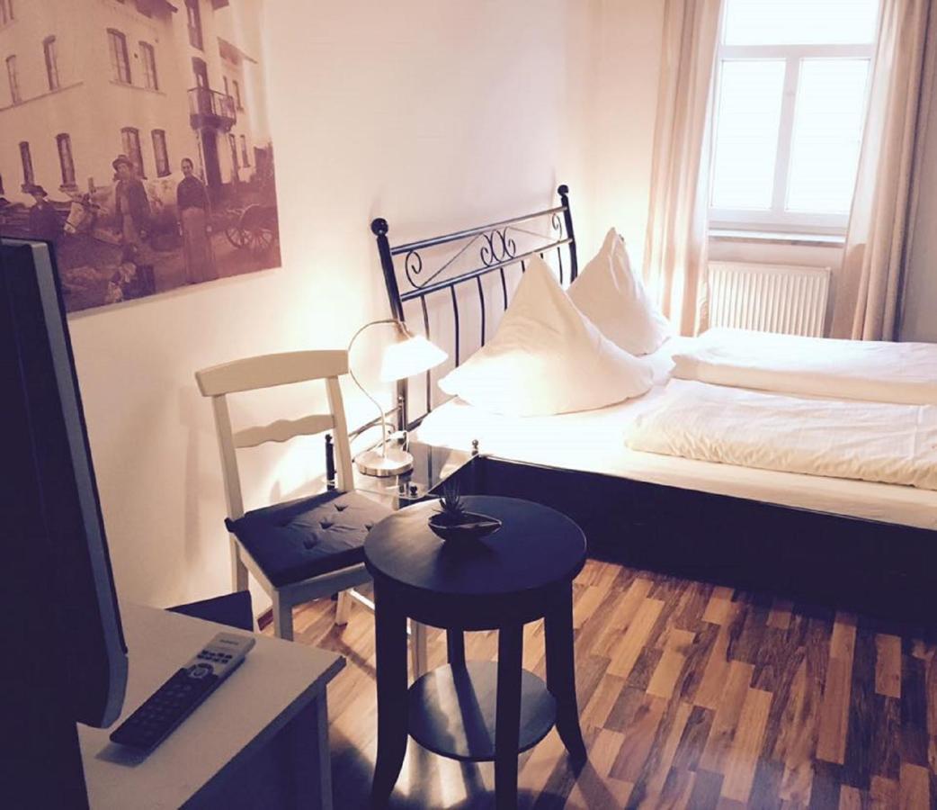 Dorfschaenke Deggendorf Hotel & Apartmenthaus & Biergarten, E-Bike-Verleih Kostenlos Екстер'єр фото