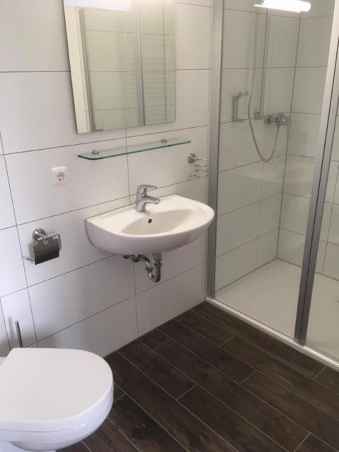 Dorfschaenke Deggendorf Hotel & Apartmenthaus & Biergarten, E-Bike-Verleih Kostenlos Номер фото